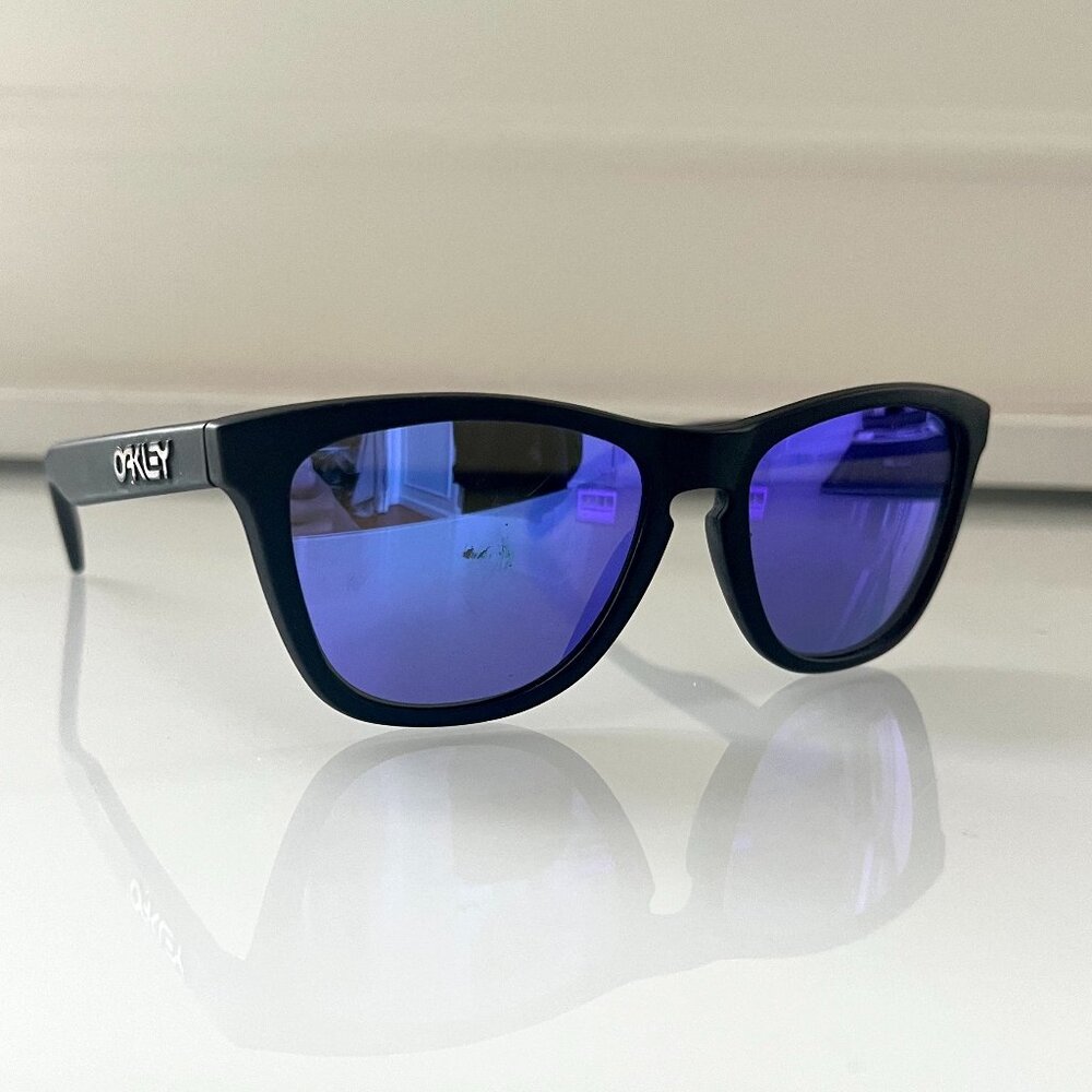 Oakley Supreme Frogskins Sunglasses